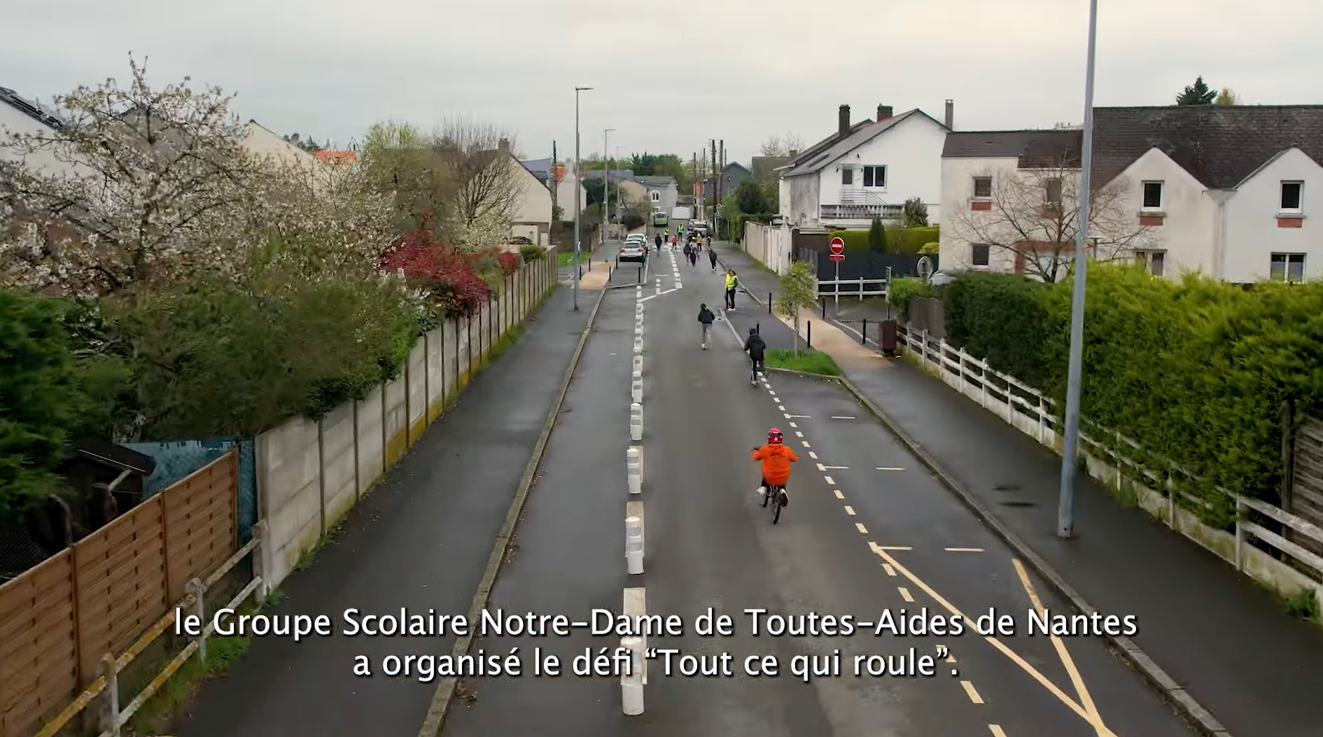 You are currently viewing Défi « Tout ce qui roule » Notre Dame de Toutes Aides